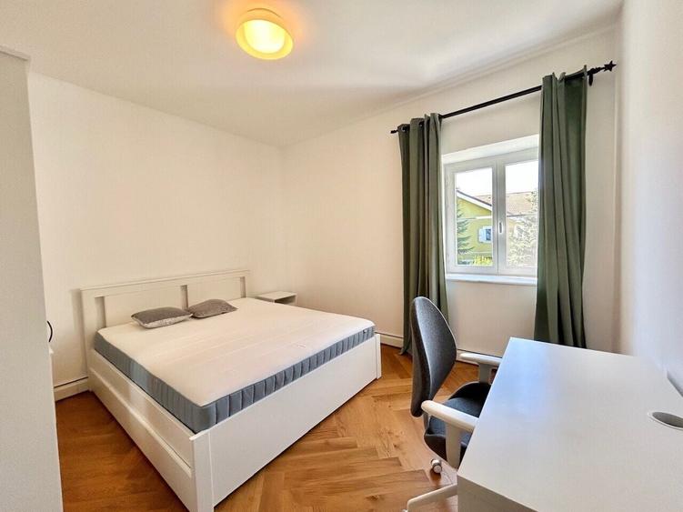 Duplex cu 4 camere cu Canalizare în Iancu Nicolae
