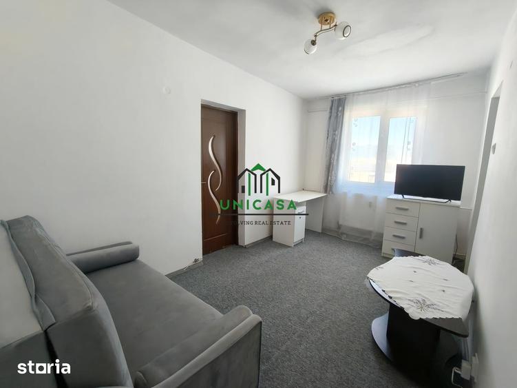 Apartament cu 2 camere semidecomandat în Petrișor