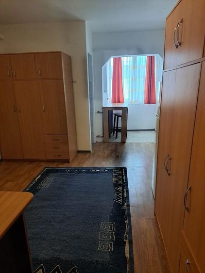 Garsonieră decomandată în Iosia