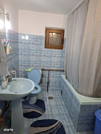 Casă cu 3 camere cu Teren 431 Mp în Primăverii