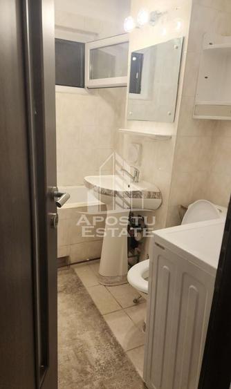 Apartament cu 2 camere decomandat, mobilat în Girocului