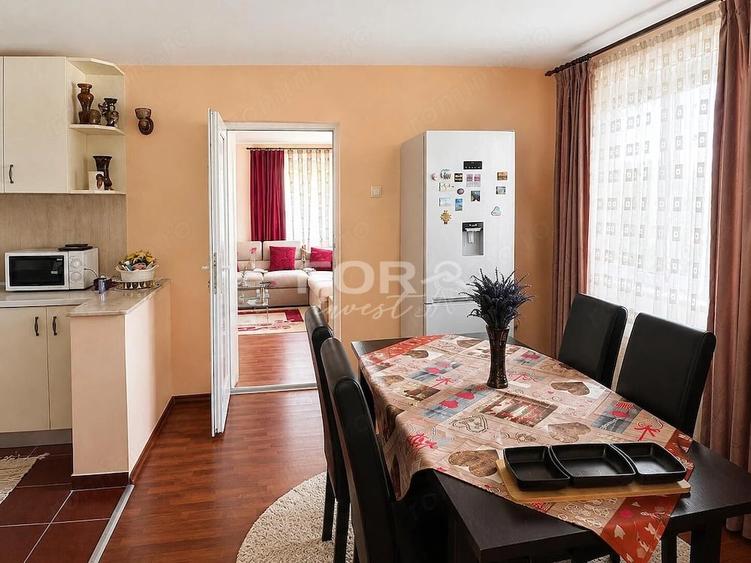 Casă cu 5 camere cu Teren 880 Mp în Oncea