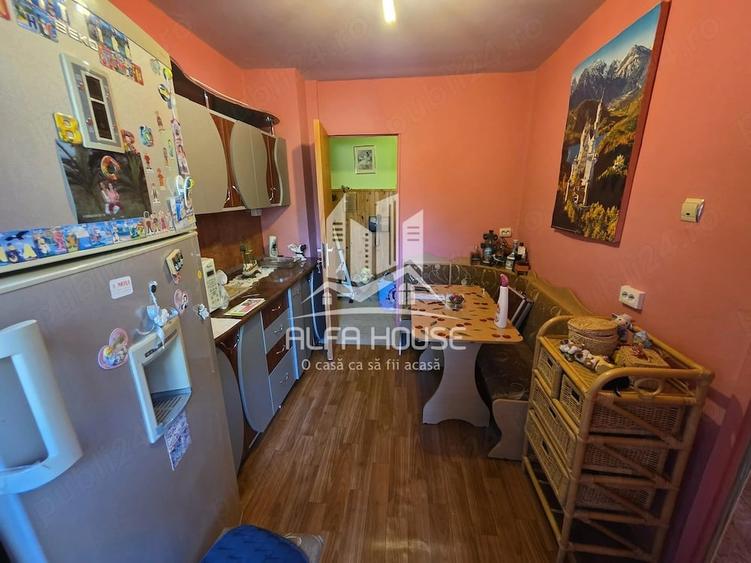 Apartament cu 2 camere decomandat în Central