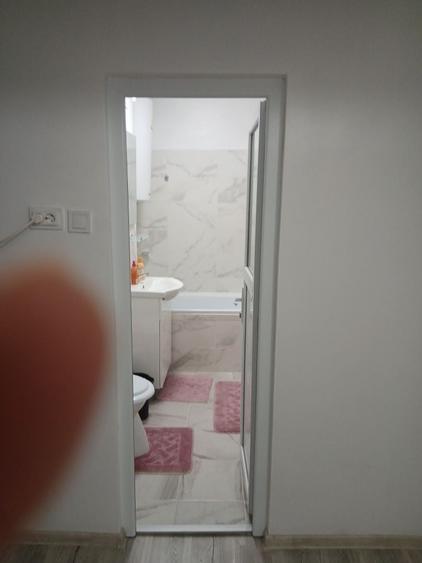Garsonieră decomandată în Uiești