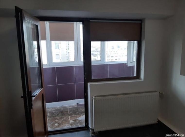Apartament cu 3 camere decomandat în Lacu