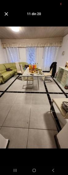 Casă cu 4 camere în Beba Veche