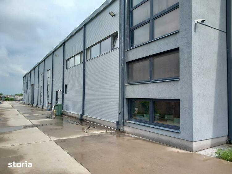 Spațiu comercial, de 4,000 mp, în Central