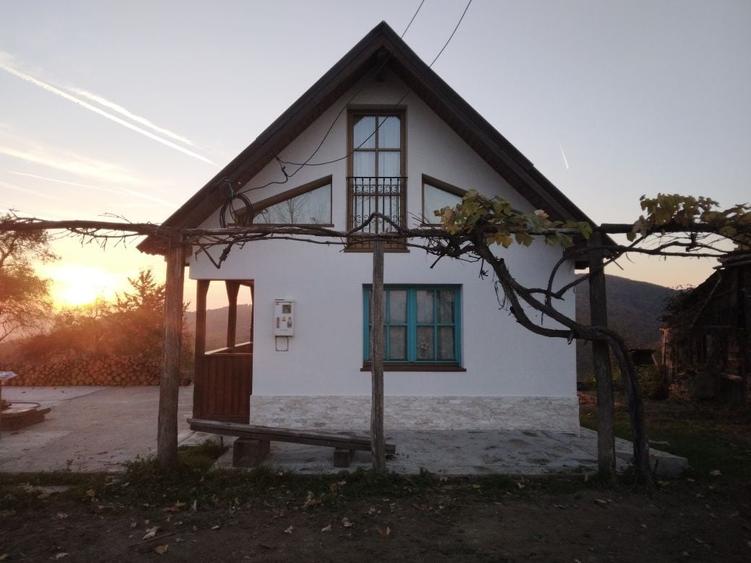 Casă cu 2 camere în Dulcele