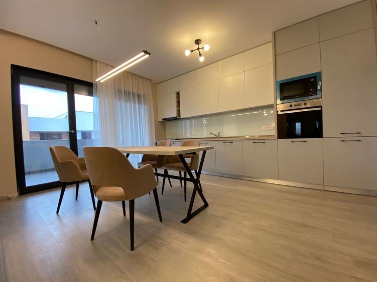 Apartament cu 3 camere decomandat în Nord