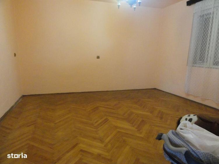 Casă cu 4 camere în Gai
