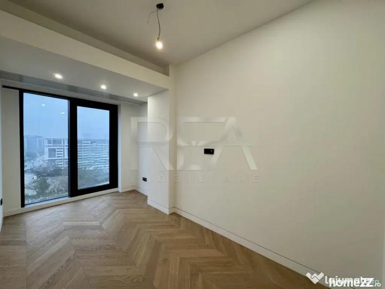 Apartament cu 3 camere semidecomandat în Aviației