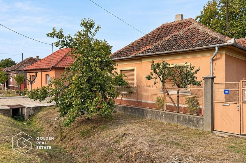 Casă individuală cu 3 camere cu Teren 1349 Mp în Galșa