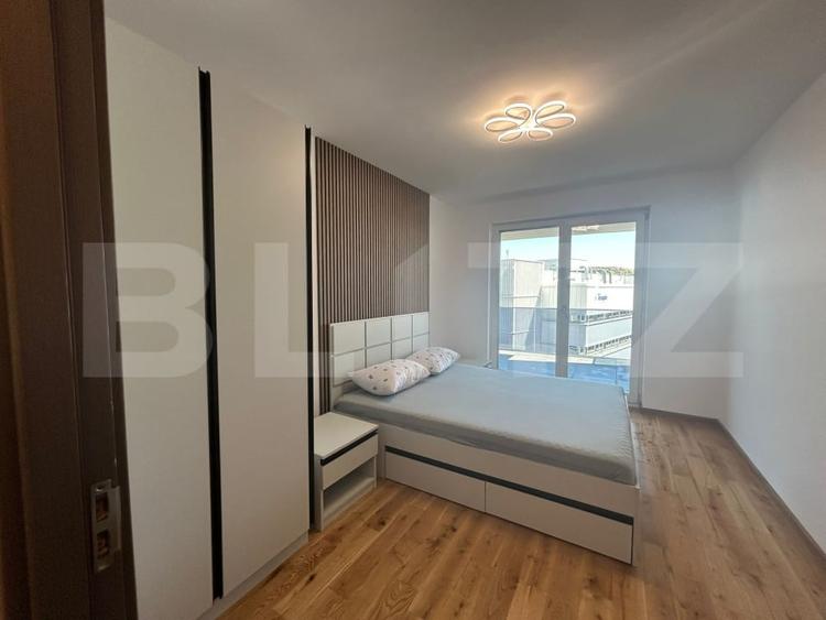 Apartament cu 3 camere semidecomandat, mobilat în Mărăști