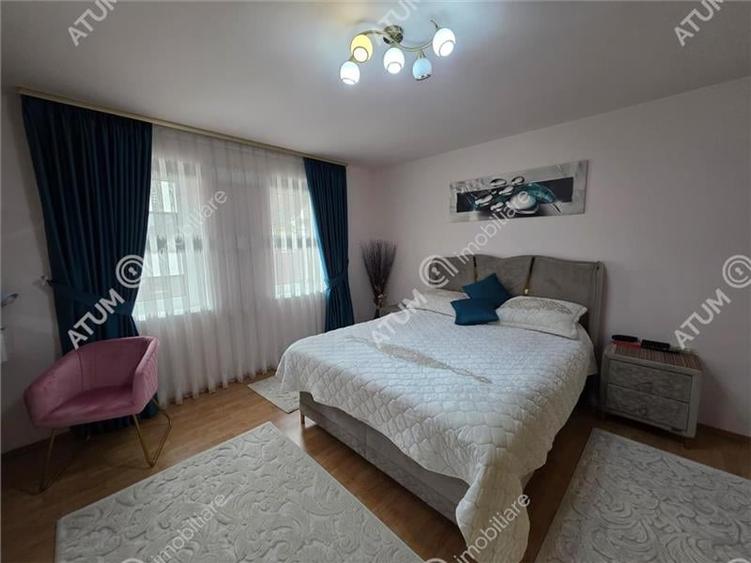 Casă individuală cu 5 camere cu Piscina în Turnișor