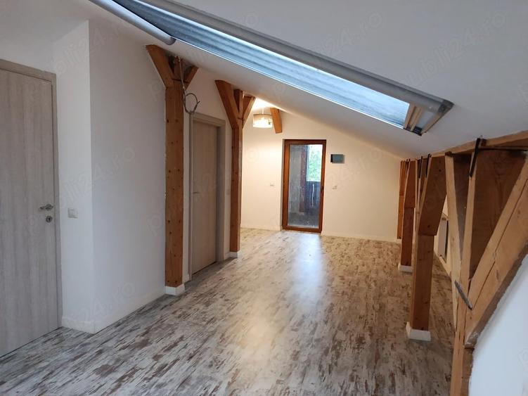 Casă cu 6 camere cu Teren 1934 Mp în Găneasa