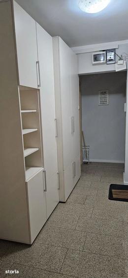 Apartament cu 3 camere în Olimpia-Stadion