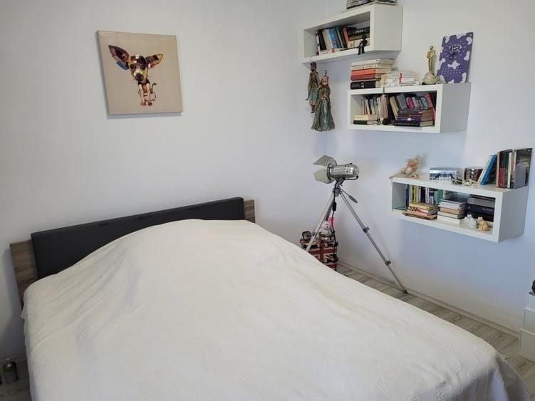 Apartament cu 3 camere decomandat în Colentina