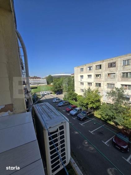 Garsonieră decomandată în Central