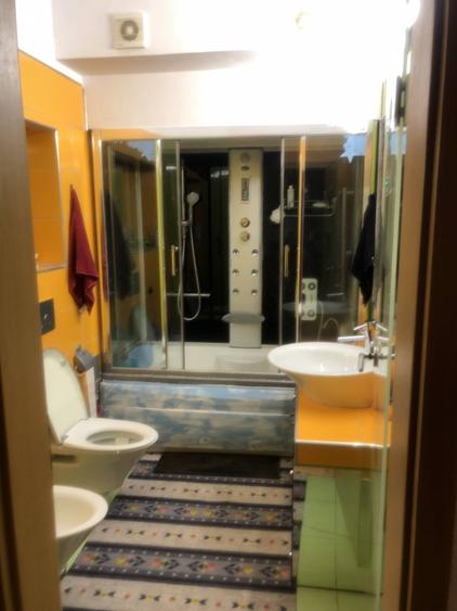 Apartament cu 3 camere decomandat, mobilat în Zorilor