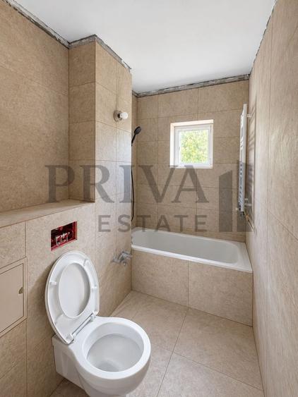 Apartament cu 3 camere decomandat în Bucovina