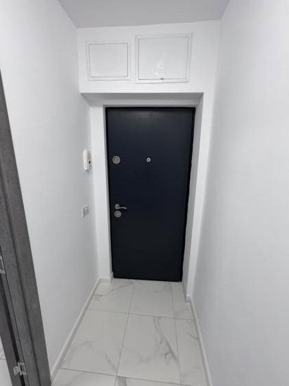 Apartament cu 2 camere decomandat în Poarta 6