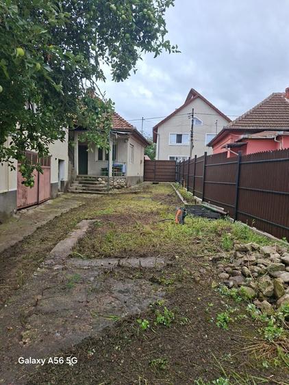 Casă cu 3 camere în Central