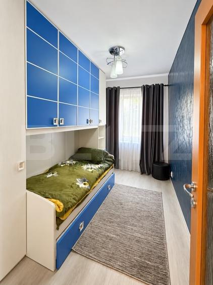Apartament cu 3 camere semidecomandat, mobilat în Nord