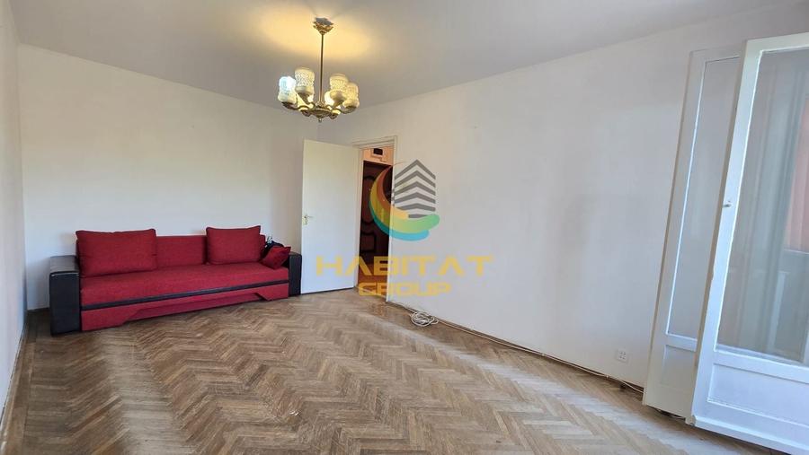Apartament cu 3 camere decomandat în Alexandru Obregia
