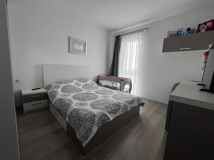 Apartament cu 3 camere decomandat în Sântandrei