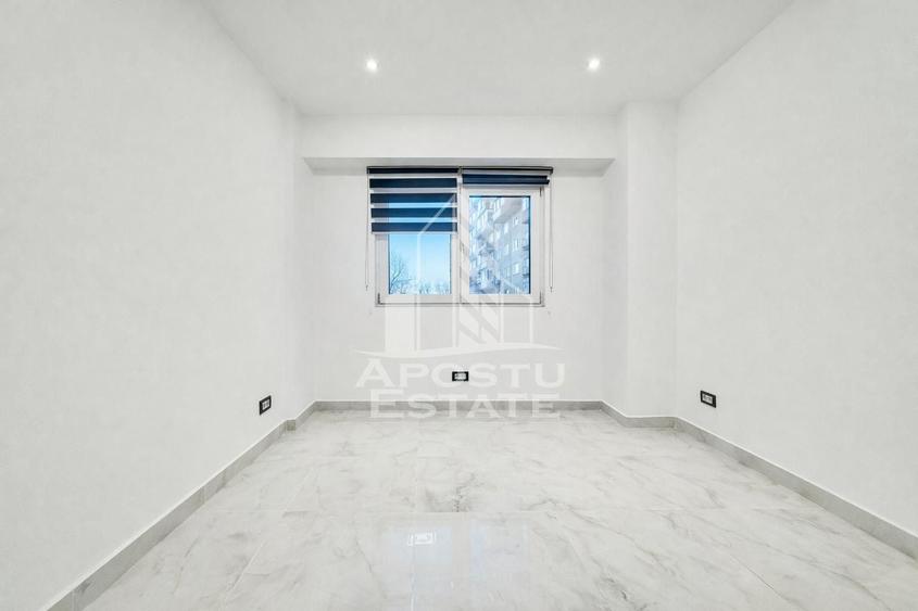 Apartament cu 3 camere decomandat, mobilat în Podgoria