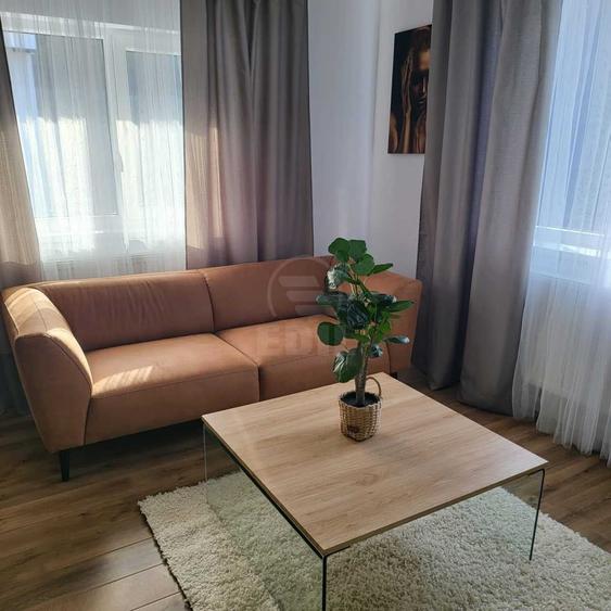 Apartament 2 camere semidecomandat zona Teilor - 3