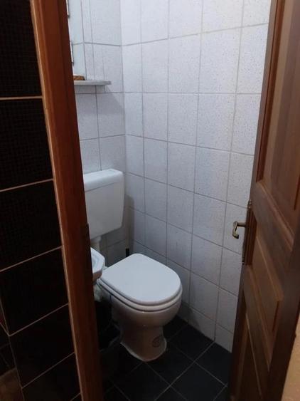 Apartament cu 4 camere decomandat în Primăverii