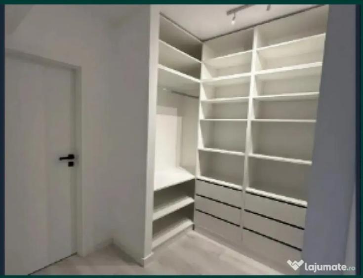 Apartament cu 3 camere decomandat în Est