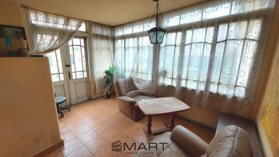 Casă cu 5 camere cu Teren 1425 Mp în Ultracentral