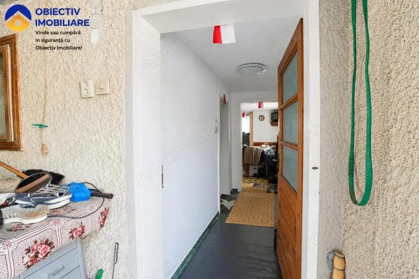 Casă cu Teren 656 Mp în Sărata