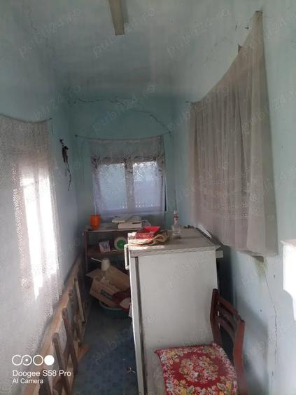 Casă cu 2 camere cu Teren 6700 Mp în Filipeștii de Târg