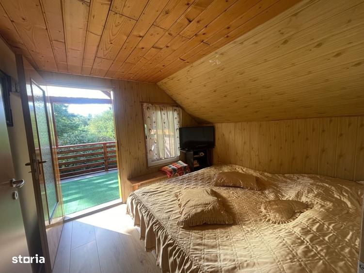 Casă cu 4 camere decomandat cu Teren 650 Mp în Central