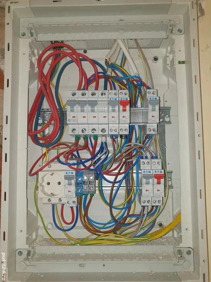Casă cu 5 camere în Central