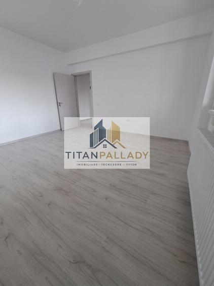 Apartament cu 3 camere decomandat în Theodor Pallady
