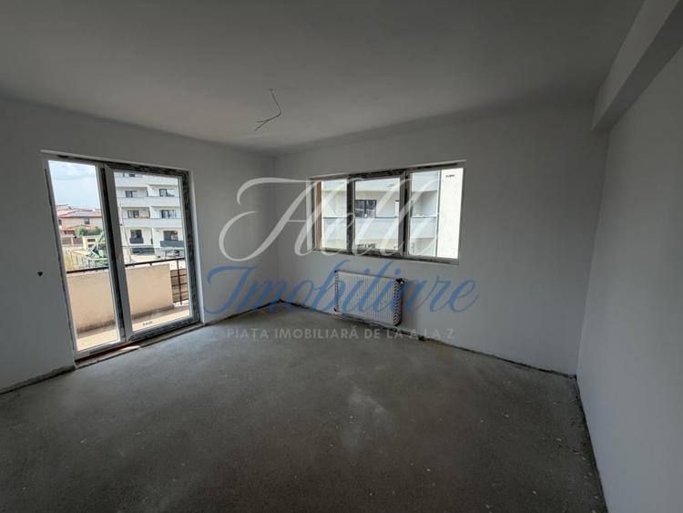 Apartament cu 2 camere semidecomandat în Florești