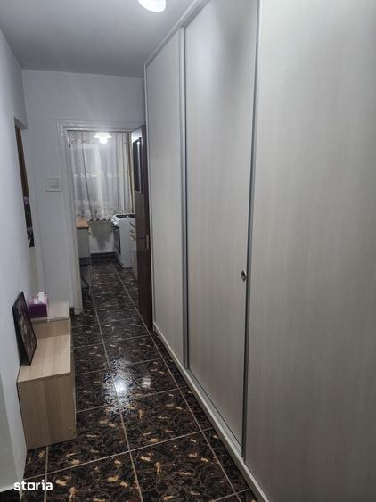 Garsonieră decomandată în Tineretului