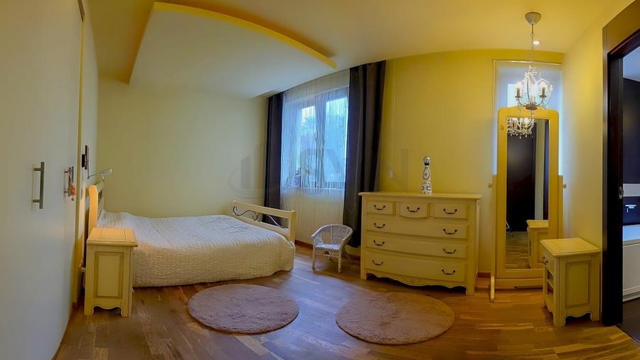 REA1029213 Apartament 5 camere cu gradina privata - 11