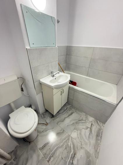 Apartament cu 2 camere semidecomandat în Alecu Russo