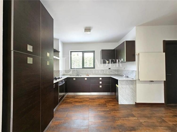Duplex cu 5 camere cu Teren 400 Mp în Pipera
