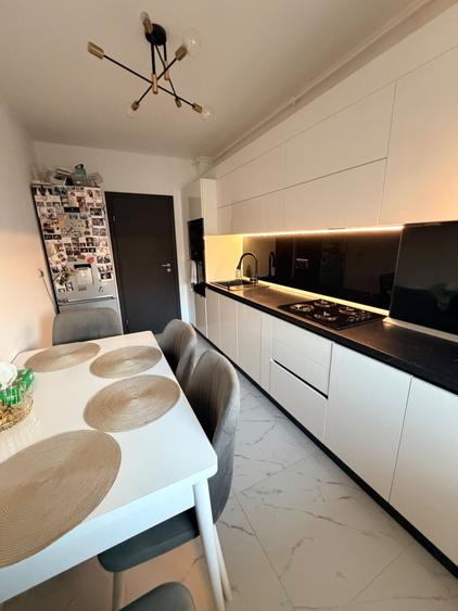 Apartament cu 2 camere decomandat în Dobroești
