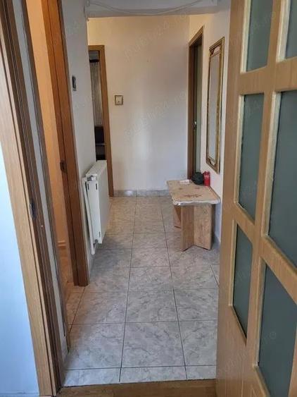 Apartament cu 3 camere decomandat în Dorohoi
