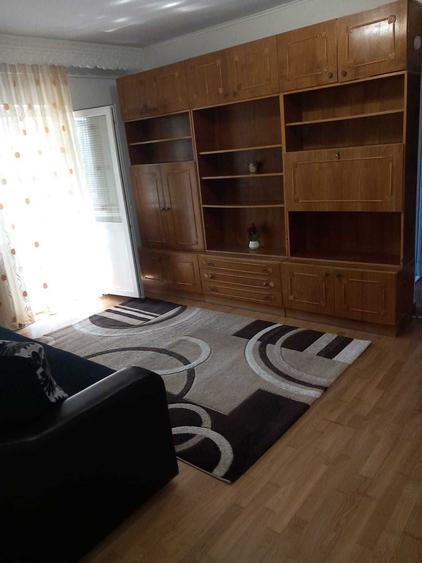 Apartament cu 2 camere semidecomandat în Narcisa