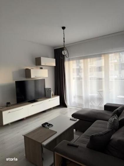 Apartament cu 2 camere semidecomandat în Mihai Bravu