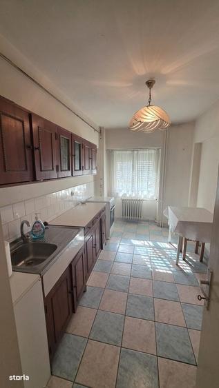 Apartament cu 4 camere în Alfa