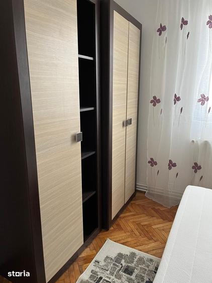 Apartament cu 3 camere semidecomandat, mobilat în Astra